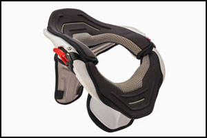 Leatt neck brace